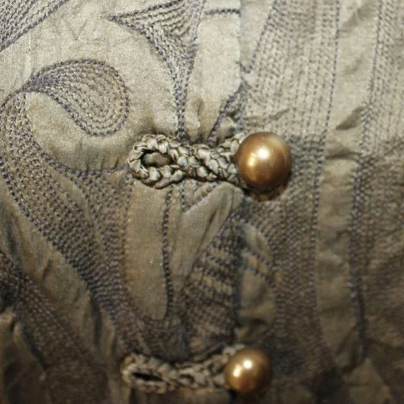 COLDWATER CREEK Olive Green Quilted Jacket Size Large Button Front Oriental L/S - Picture 4 of 13